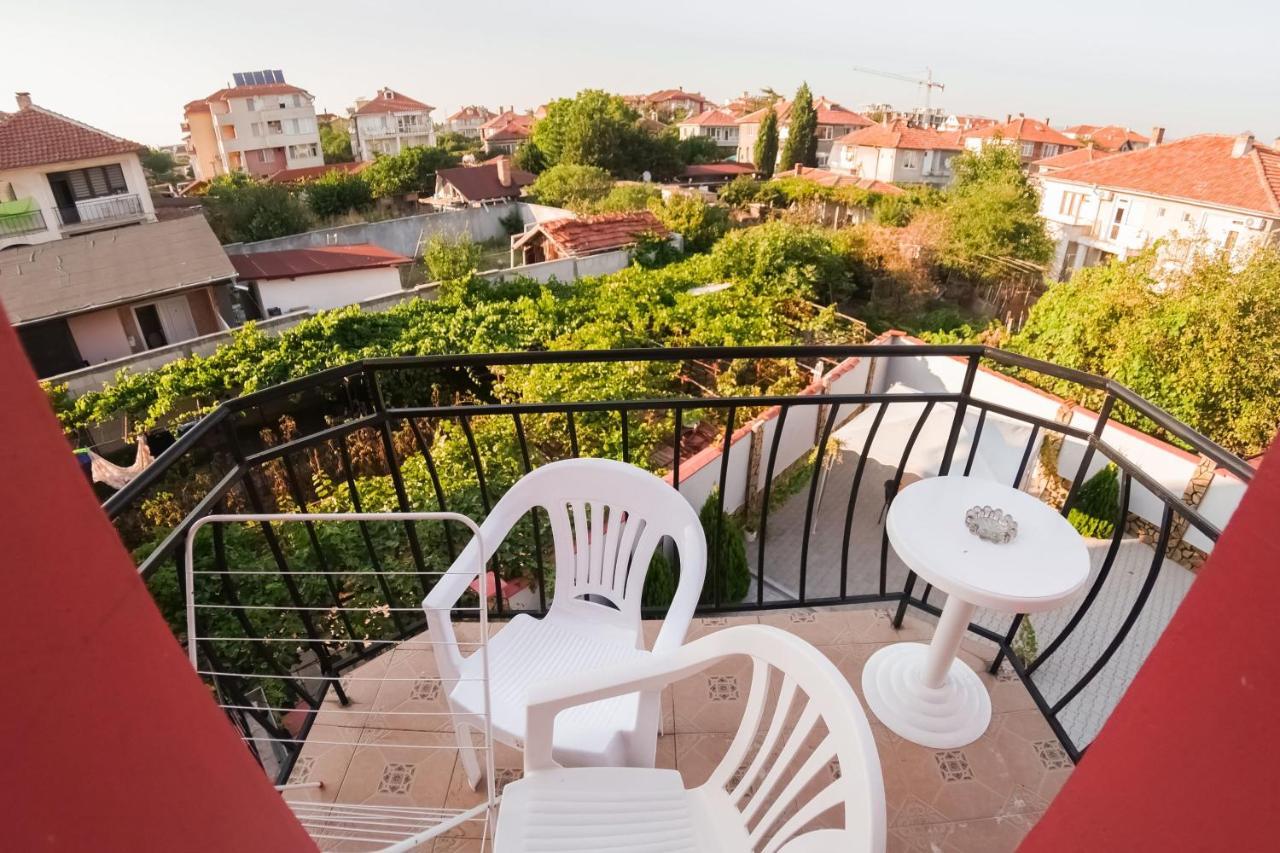 Sineva Guest House Ravda Exteriér fotografie
